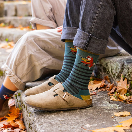 6096 Wild Life Crew Lightweight Lifestyle Socks by Darn Tough