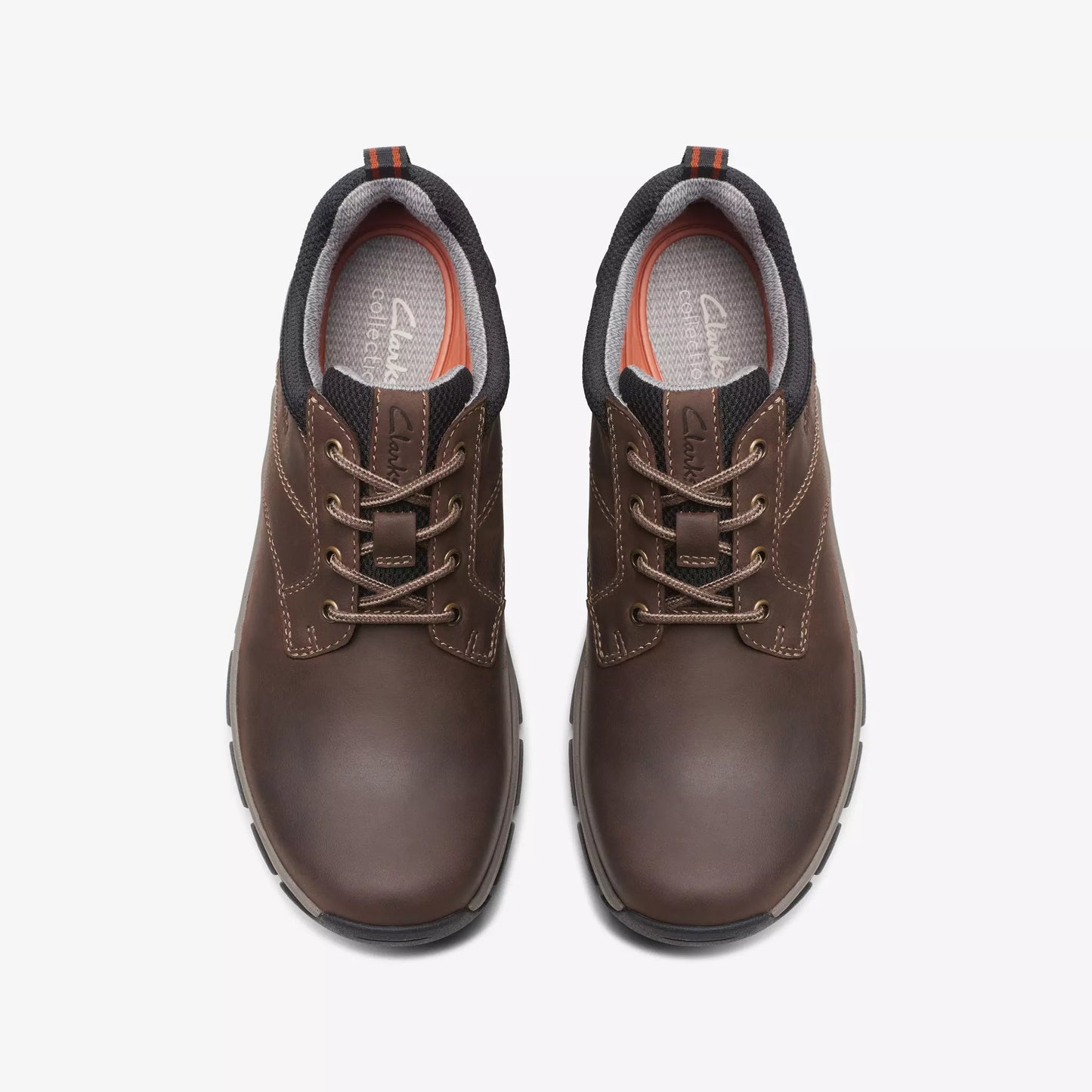 Walpath Low Waterproof by Clarks