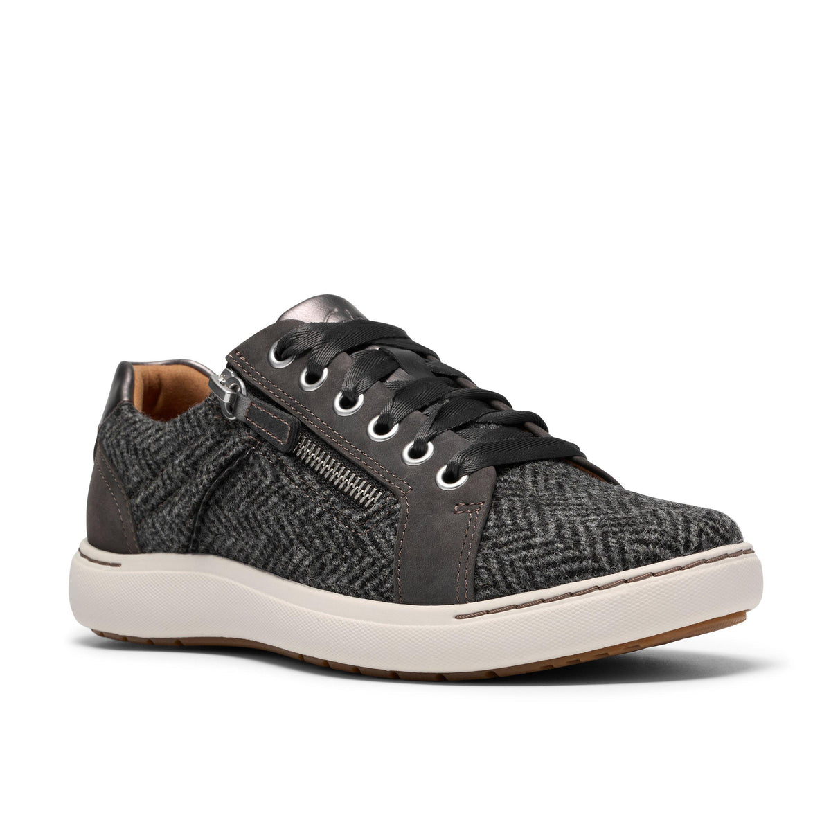 Women's Nalle Zen by Clarks