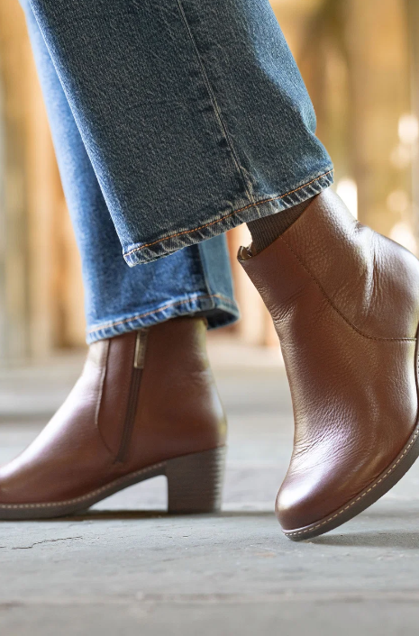 Meryll by Dansko