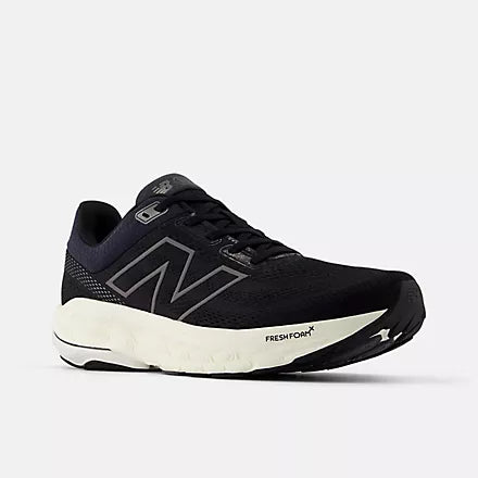 Men's Fresh Foam X 860v14 by New Balance